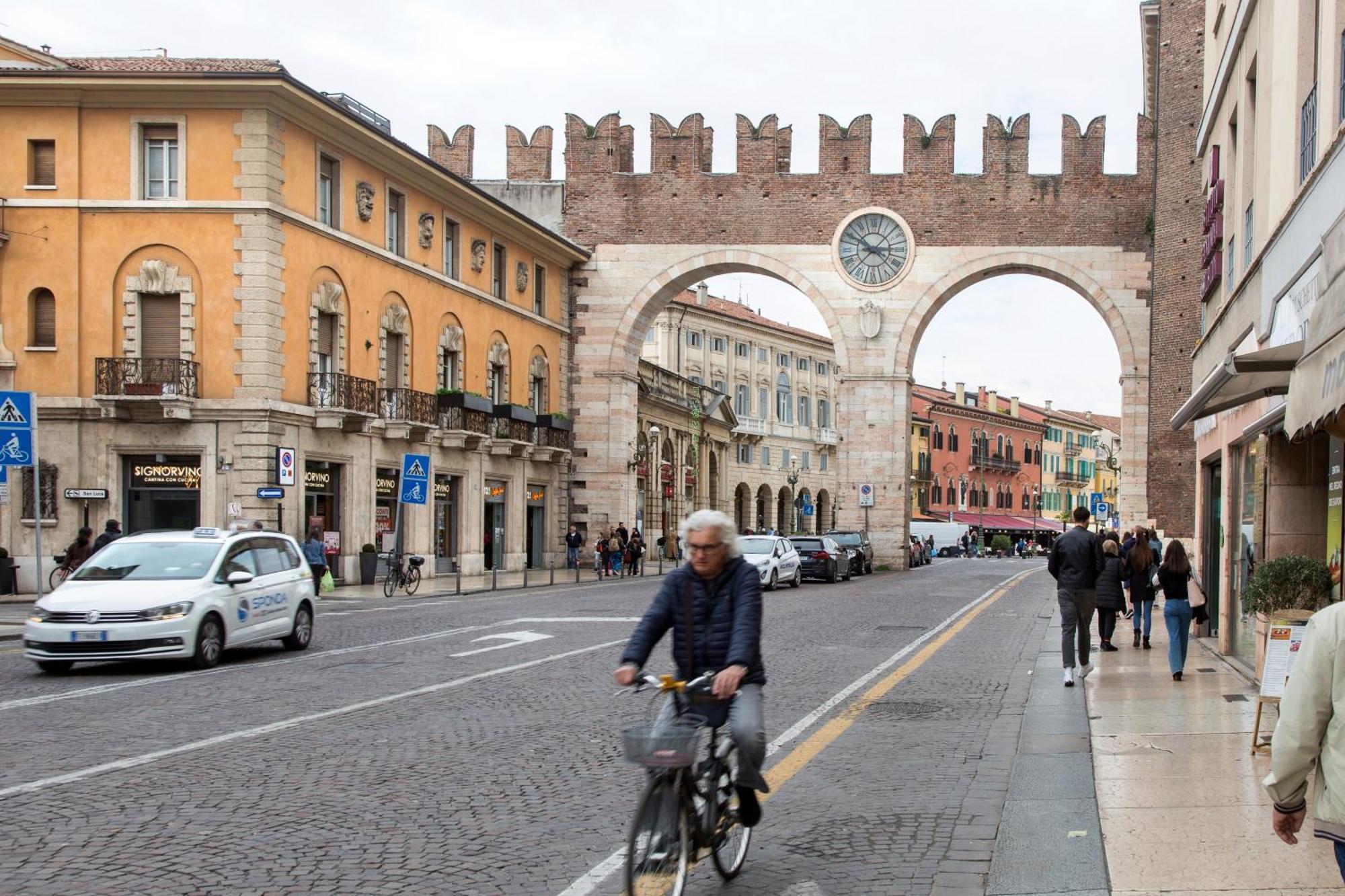 Verona Apt.65 エクステリア 写真